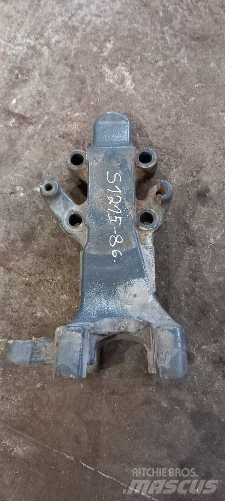 Scania R 440  1386531 Ramy i zawieszenie