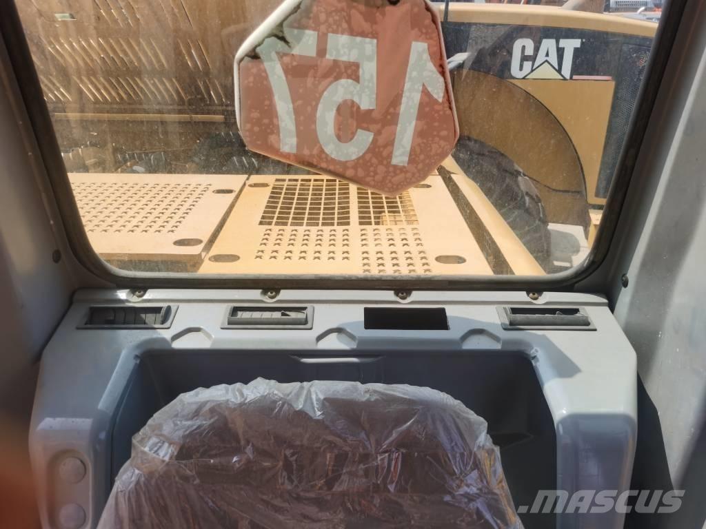 CAT 320 C L Koparki gąsienicowe