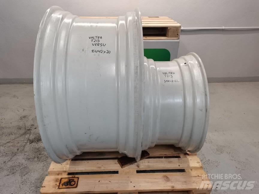 Valtra T R30X16 RIM Opony, koła i felgi