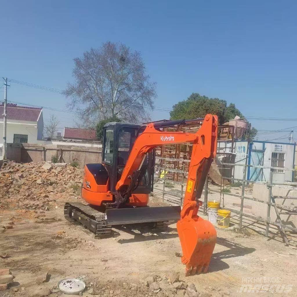 Kubota U 27 Minikoparki