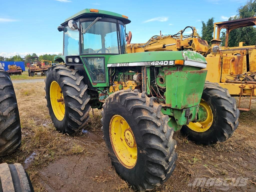 John Deere 4240 S Ciągniki rolnicze
