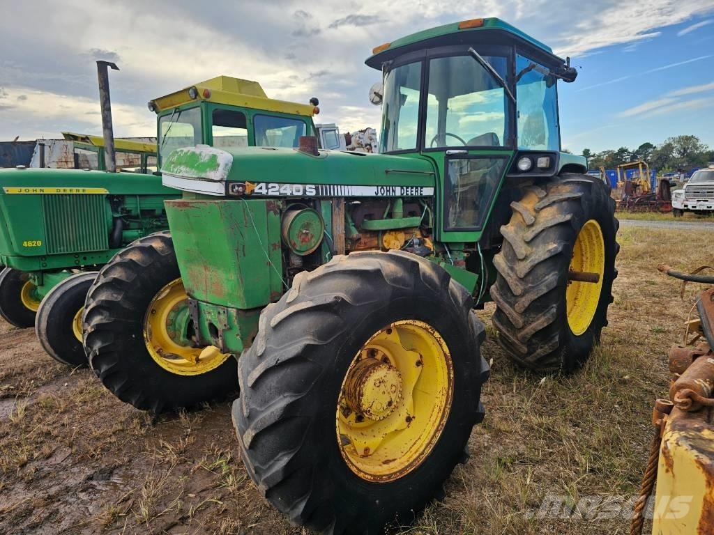 John Deere 4240 S Ciągniki rolnicze