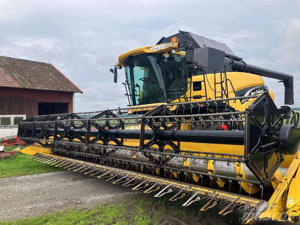 New Holland CR 980 Kombajny zbożowe