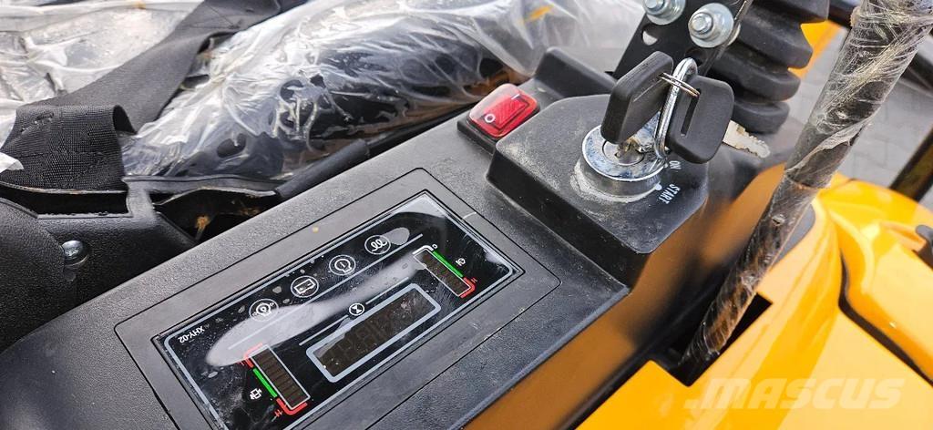 Wolf HT 18 Minikoparki