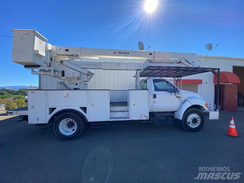 Ford F 750 SD Podnośniki koszowe