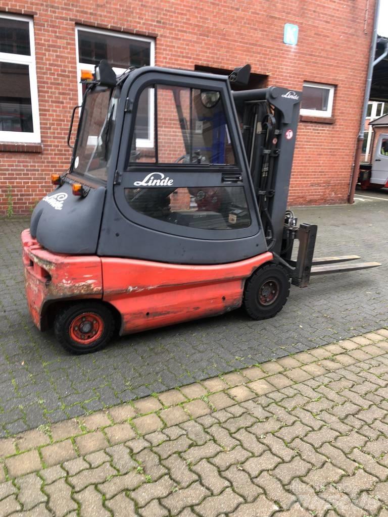Linde E 30 Wózki elektryczne