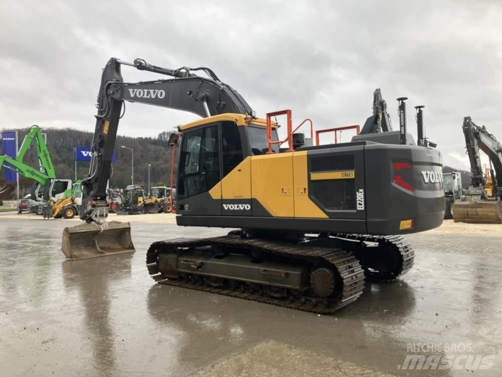 Volvo EC220EN Koparki gąsienicowe