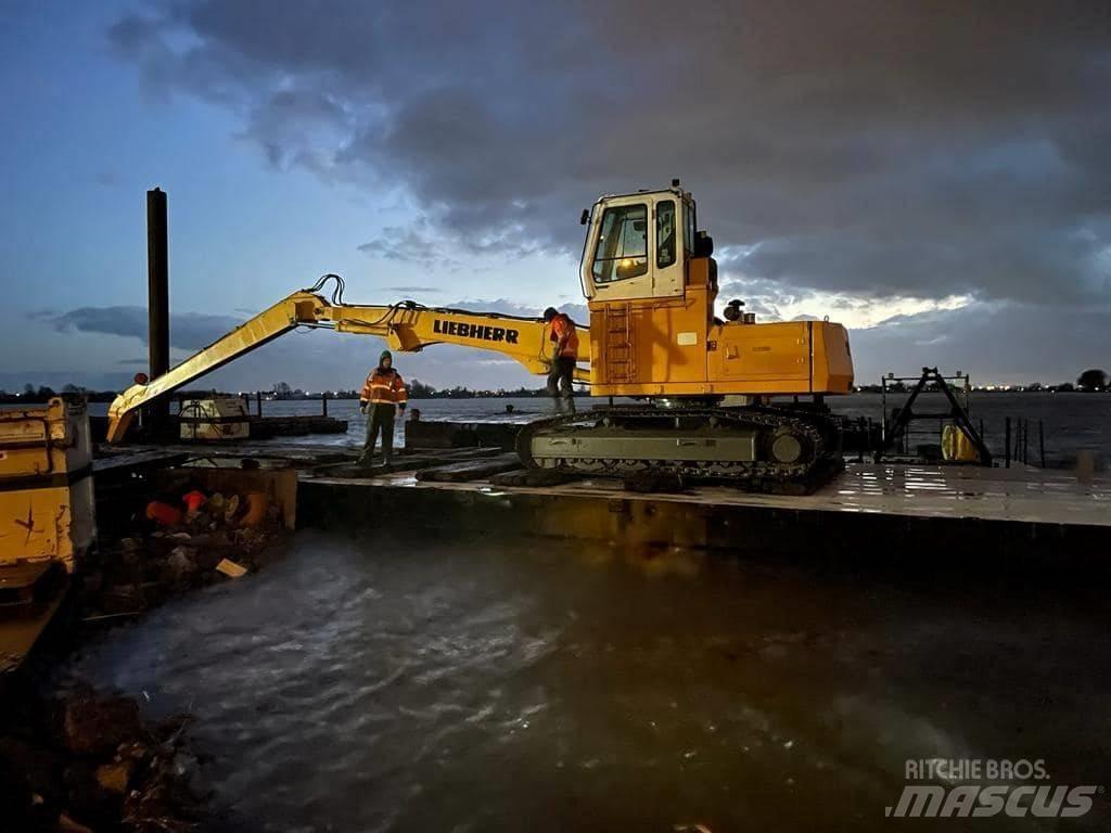 Liebherr E 922 Silniki i skrzynie