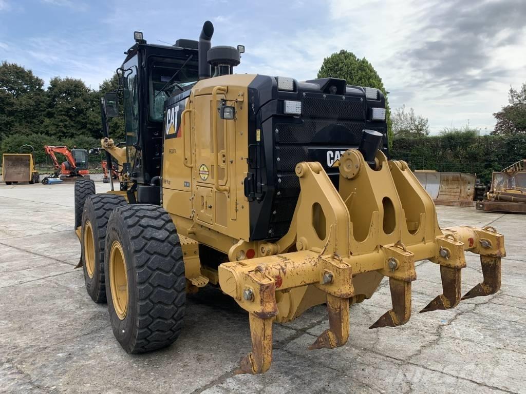 CAT 120 M 2 Równiarki