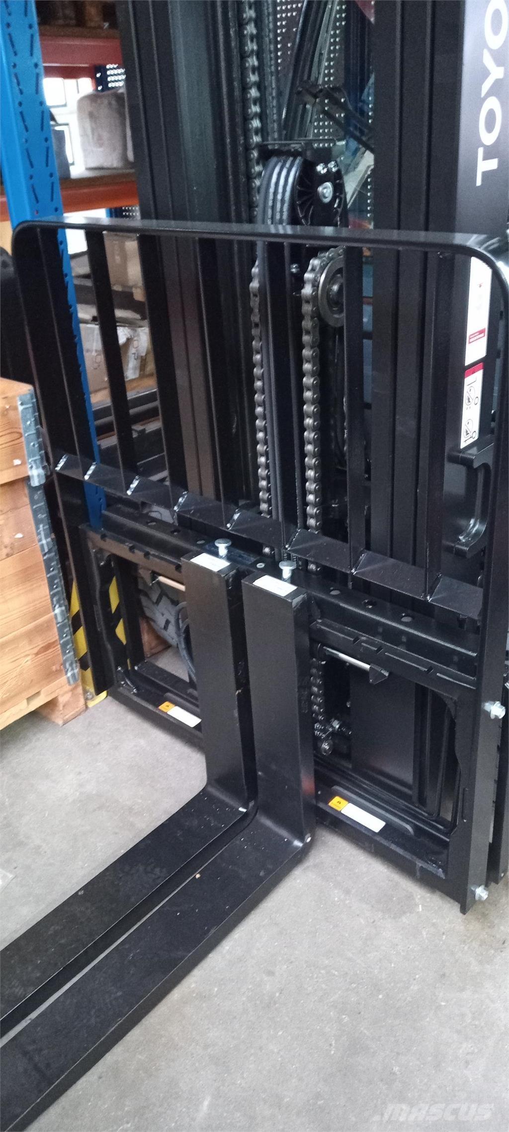 Toyota 52-8FDF30 Wózki Diesla