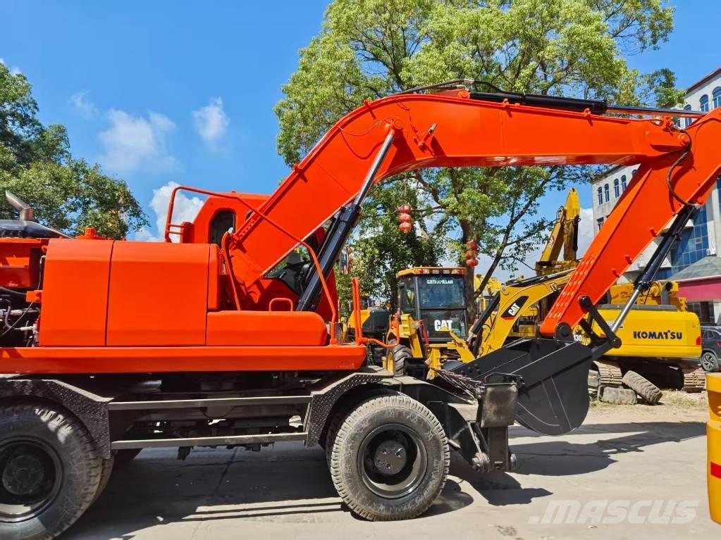 Doosan DH 210 W-7 Koparki kołowe