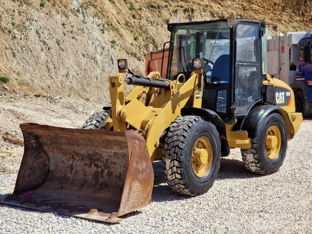 CAT 906 H NEW TIRES Ładowarki kołowe