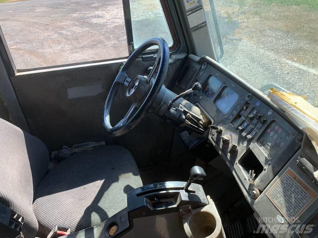 CAT 771 D Wozidła sztywnoramowe