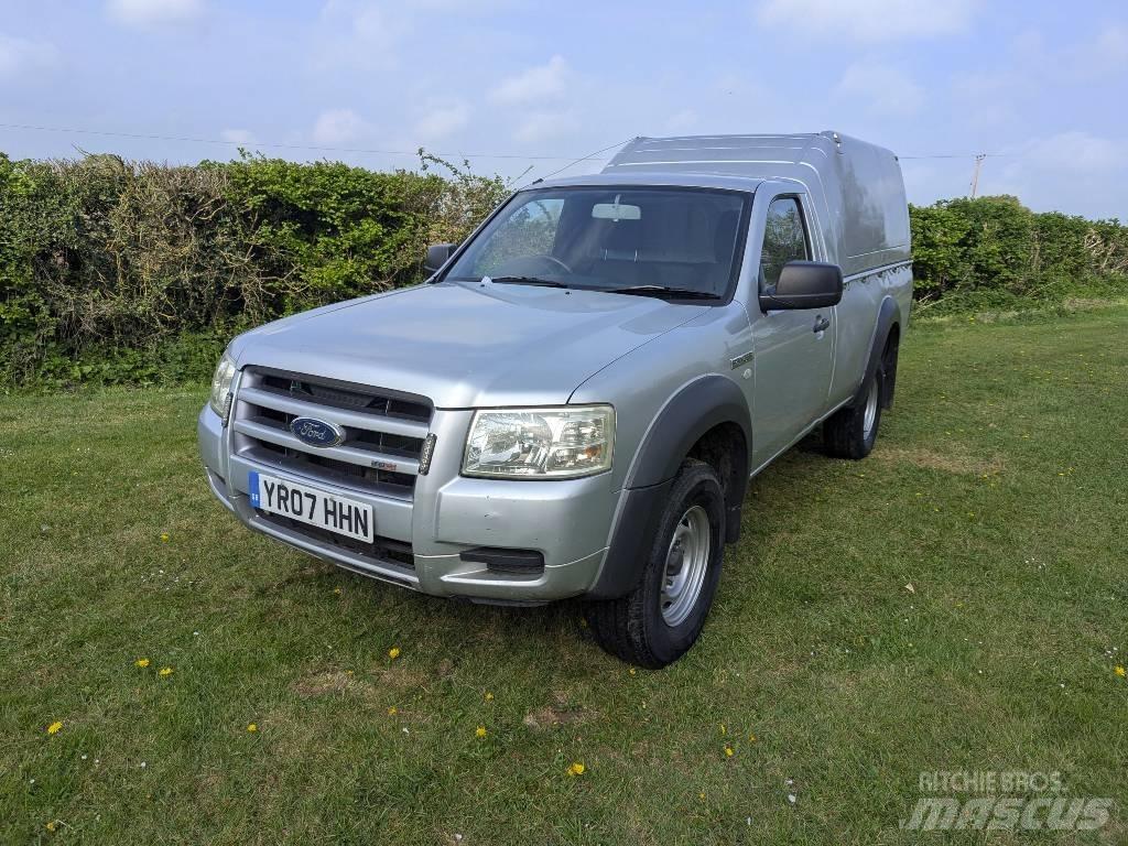 Ford Ranger Pick-upy / Pojazdy z otwieranymi burtami