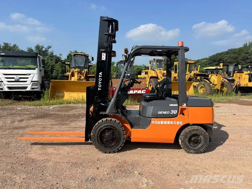 Toyota 30 forklift Wózki Diesla