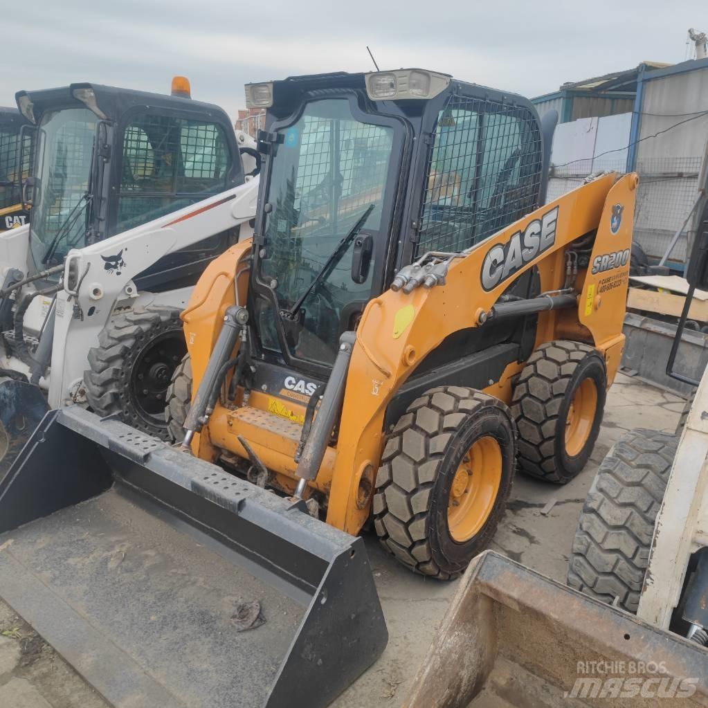 CASE SR 200 Ładowarki burtowe