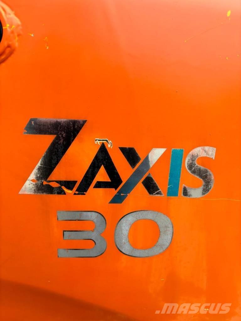 Hitachi ZX 30 Minikoparki