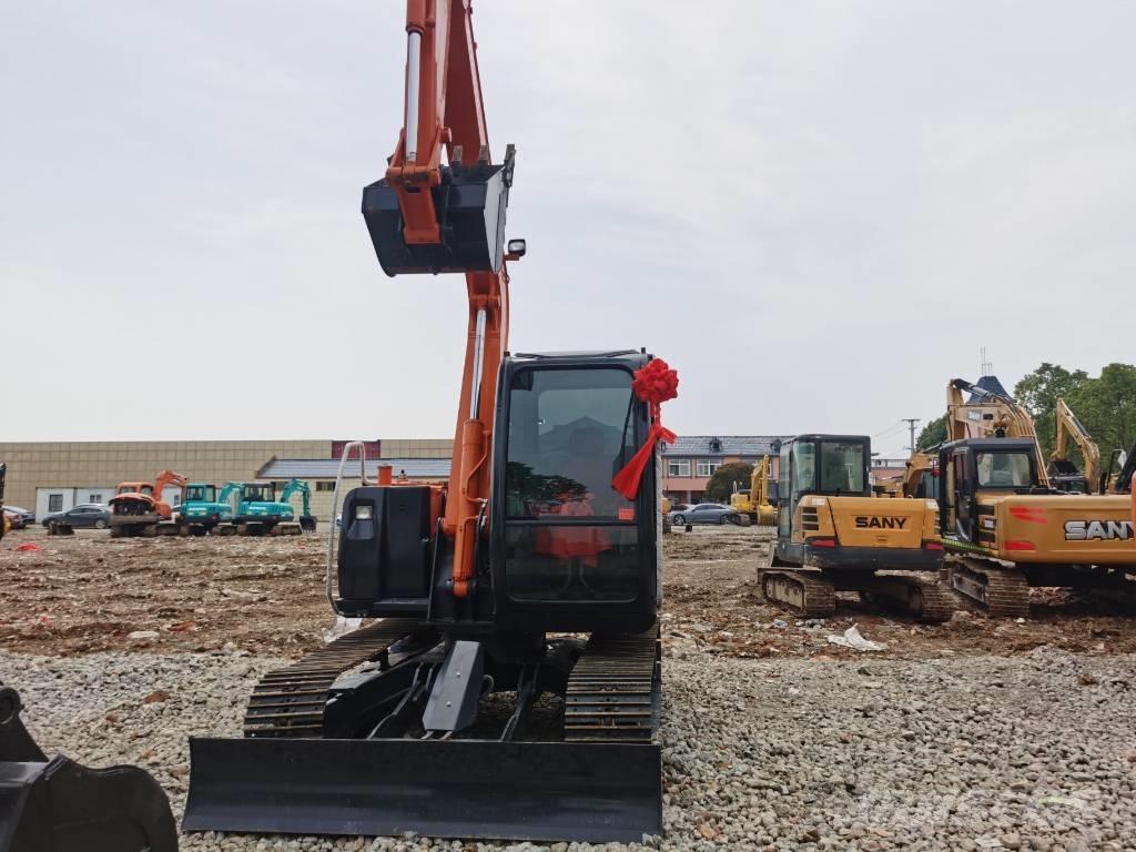 Hitachi ZX 70-5A Koparki gąsienicowe