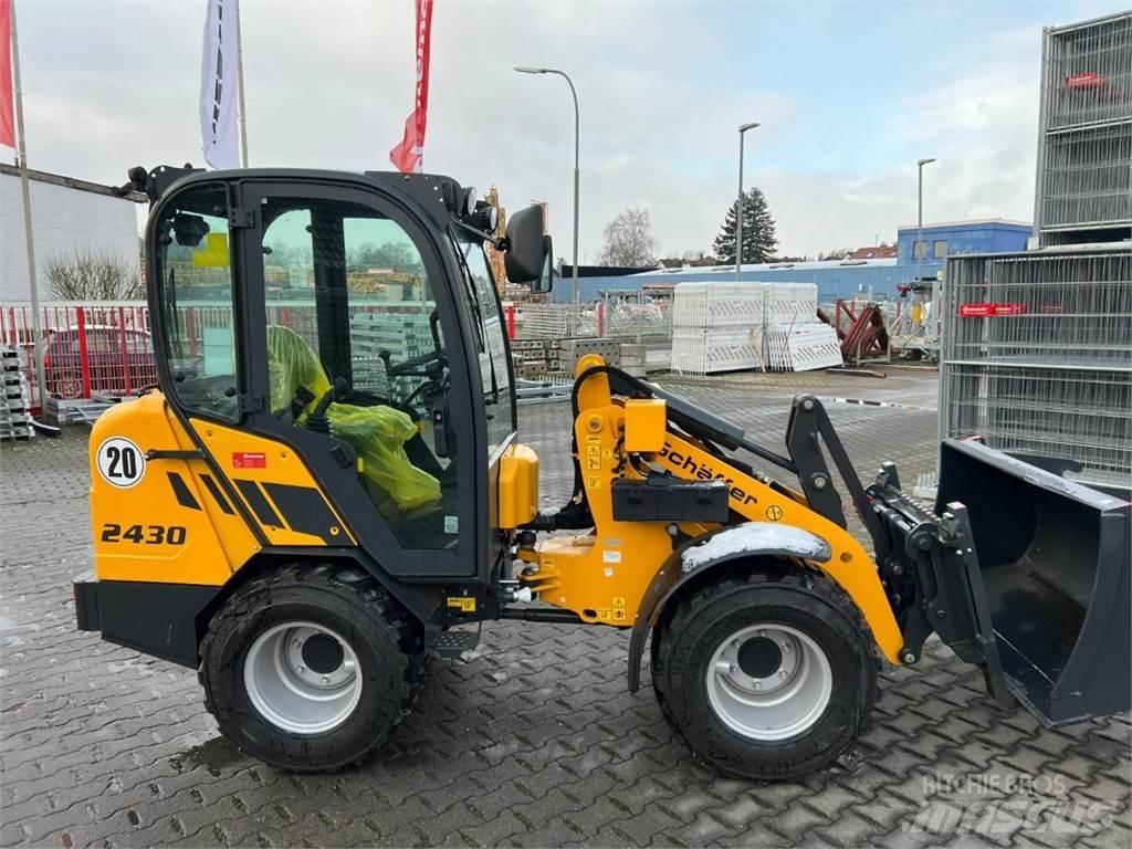 Schäffer 2430 Ładowarki burtowe