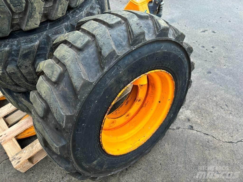 Alliance 12x16.5 Opony, koła i felgi