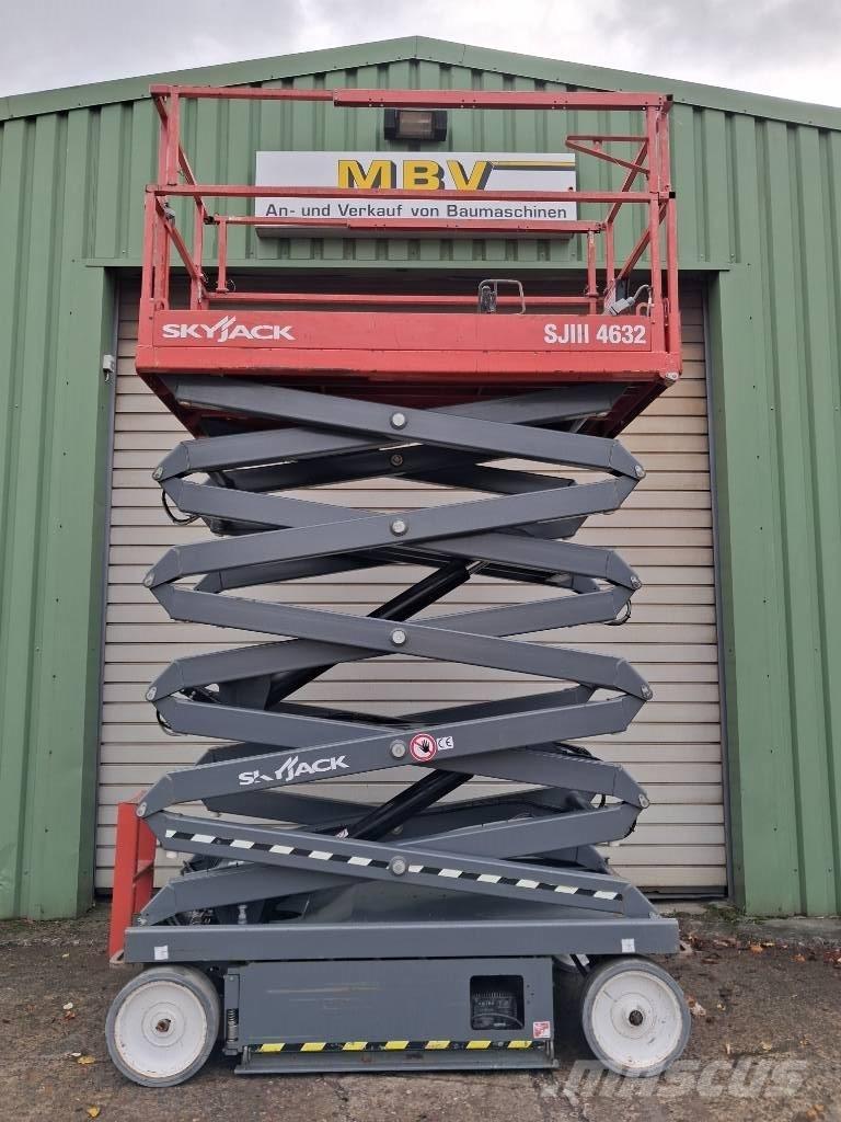 SkyJack SJ III 4632 Podnośniki nożycowe