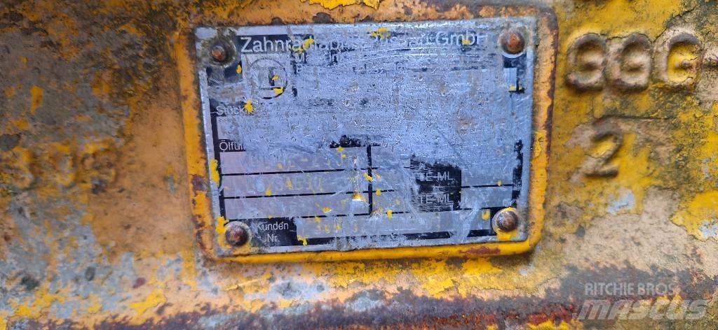 Furukawa 355 Mosty, wały i osie