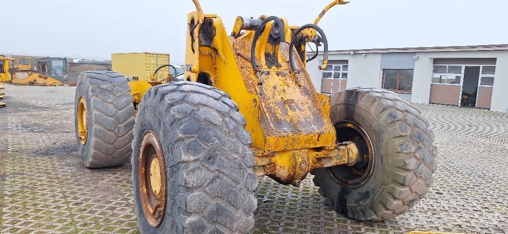 Furukawa 355 Mosty, wały i osie