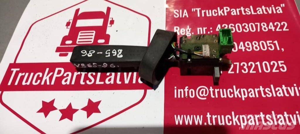Volvo FH 12.  3944025 Kabiny i wnętrze