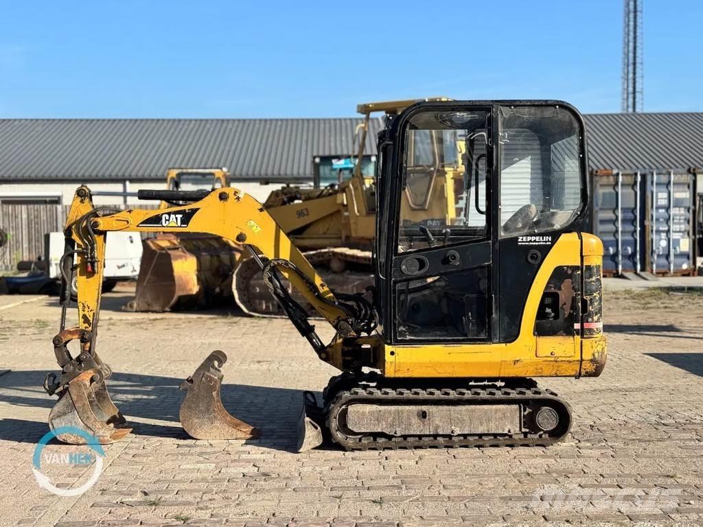 CAT 301.6C Minikoparki