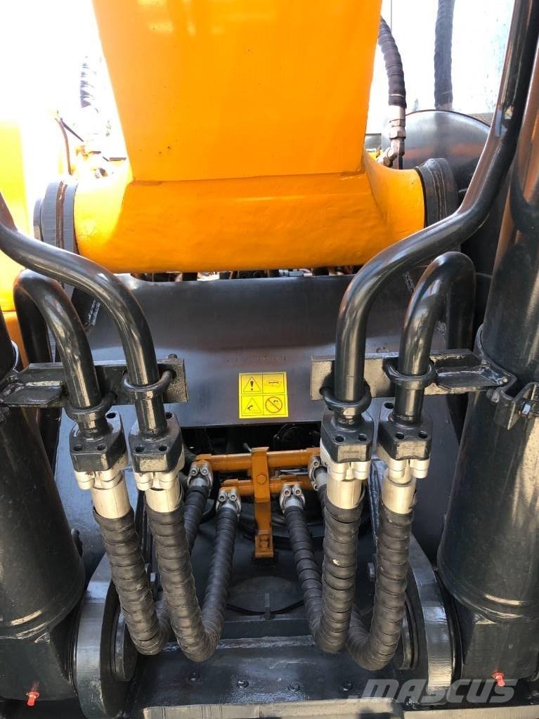 Hyundai R220LC-9S Koparki gąsienicowe