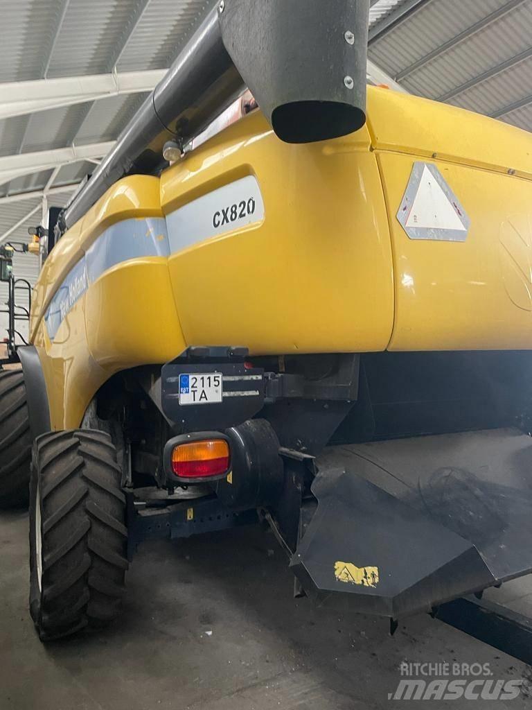 New Holland CX 820 Kombajny zbożowe