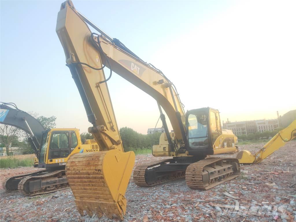 CAT 325C Koparki gąsienicowe