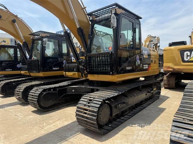 CAT 323 D L Koparki gąsienicowe