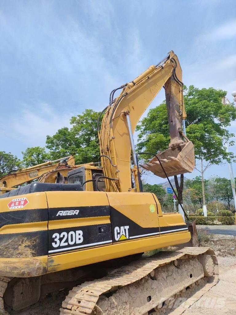 CAT 320 B Koparki gąsienicowe