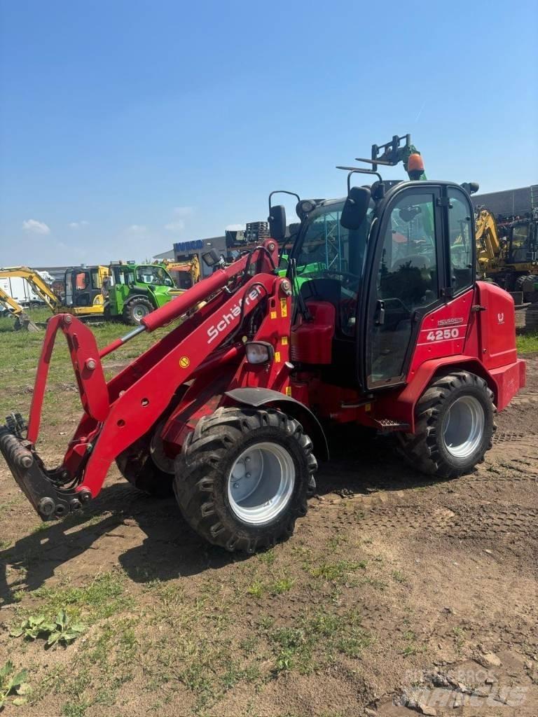 Schäffer 4250 Miniładowarki