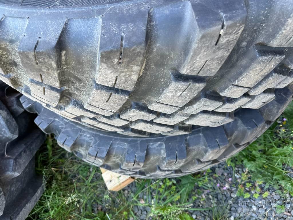 BKT 480/65 R28 IND Opony, koła i felgi