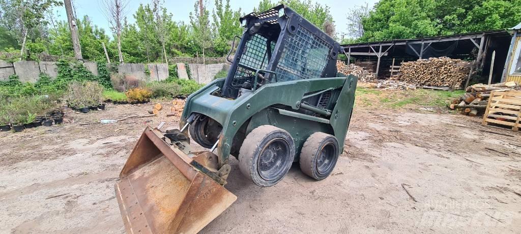 CAT 226 Ładowarki burtowe