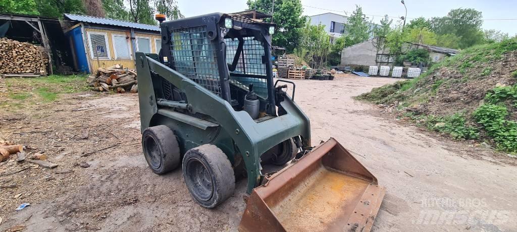 CAT 226 Ładowarki burtowe