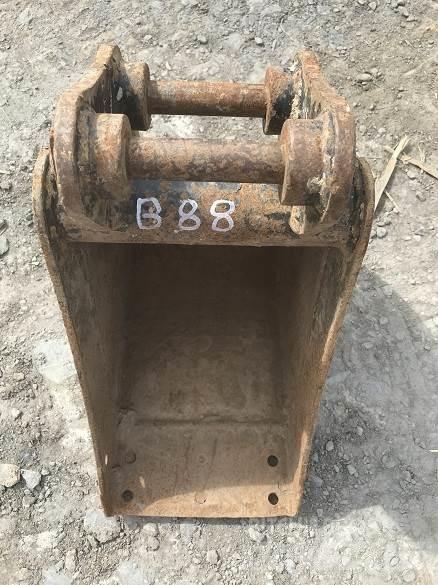  12 BUCKET, 30mm PINS Łyżki do ładowarek
