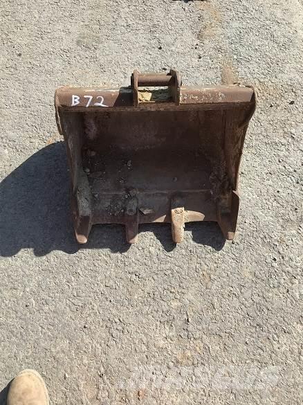  2' BUCKET, 30mm PINS Łyżki do ładowarek