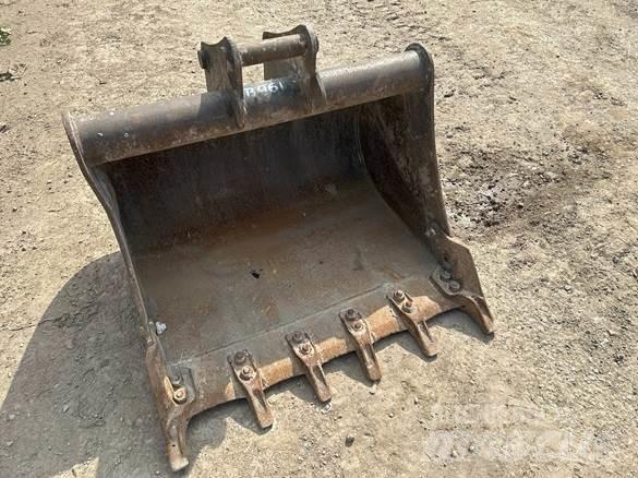  3' BUCKET, 45mm PINS Łyżki do ładowarek