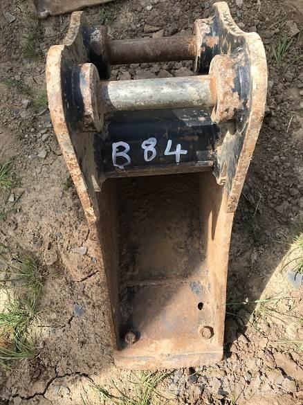  9 BUCKET Maszyny budowlane - Inne