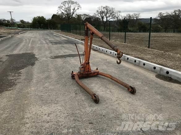  ENGINE HOIST Maszyny budowlane - Inne