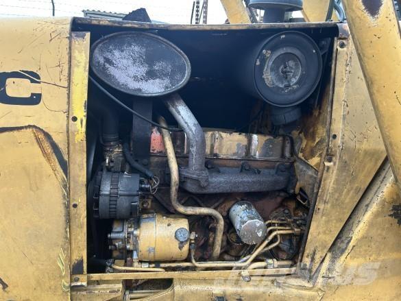 Ford 655C Koparko-ładowarki