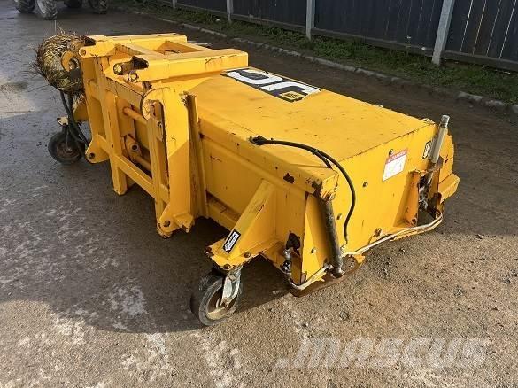 JCB SWEEPER SC240 Maszyny budowlane - Inne