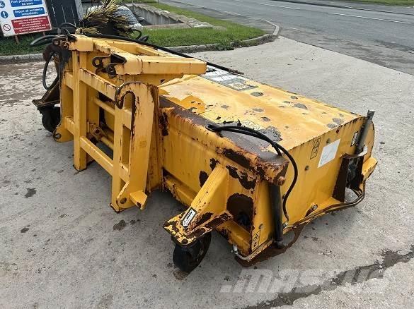 JCB SWEEPER SC240 Maszyny budowlane - Inne