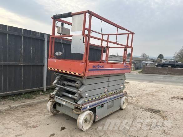 SkyJack SJ111-4632 Maszyny budowlane - Inne