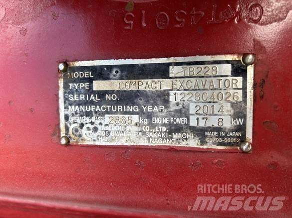 Takeuchi TB228 Maszyny budowlane - Inne