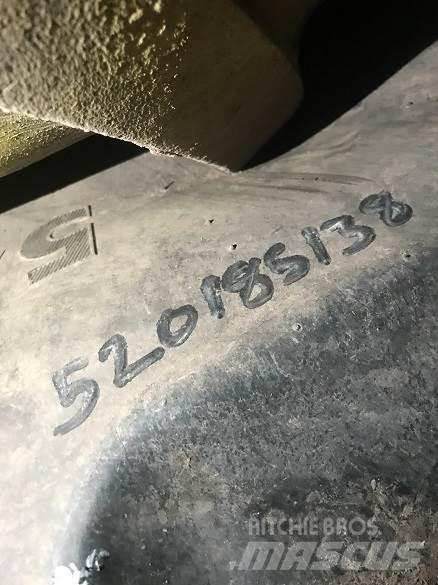  TYRES Opony, koła i felgi