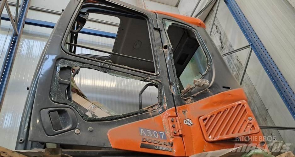 Doosan DX235NLC-5 Maszyny budowlane - Inne